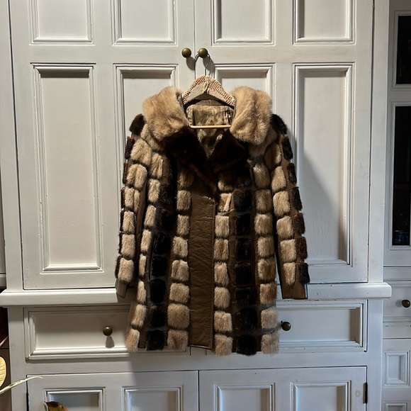 70’s Aesthetic Vintage It Girl Fur Coat!